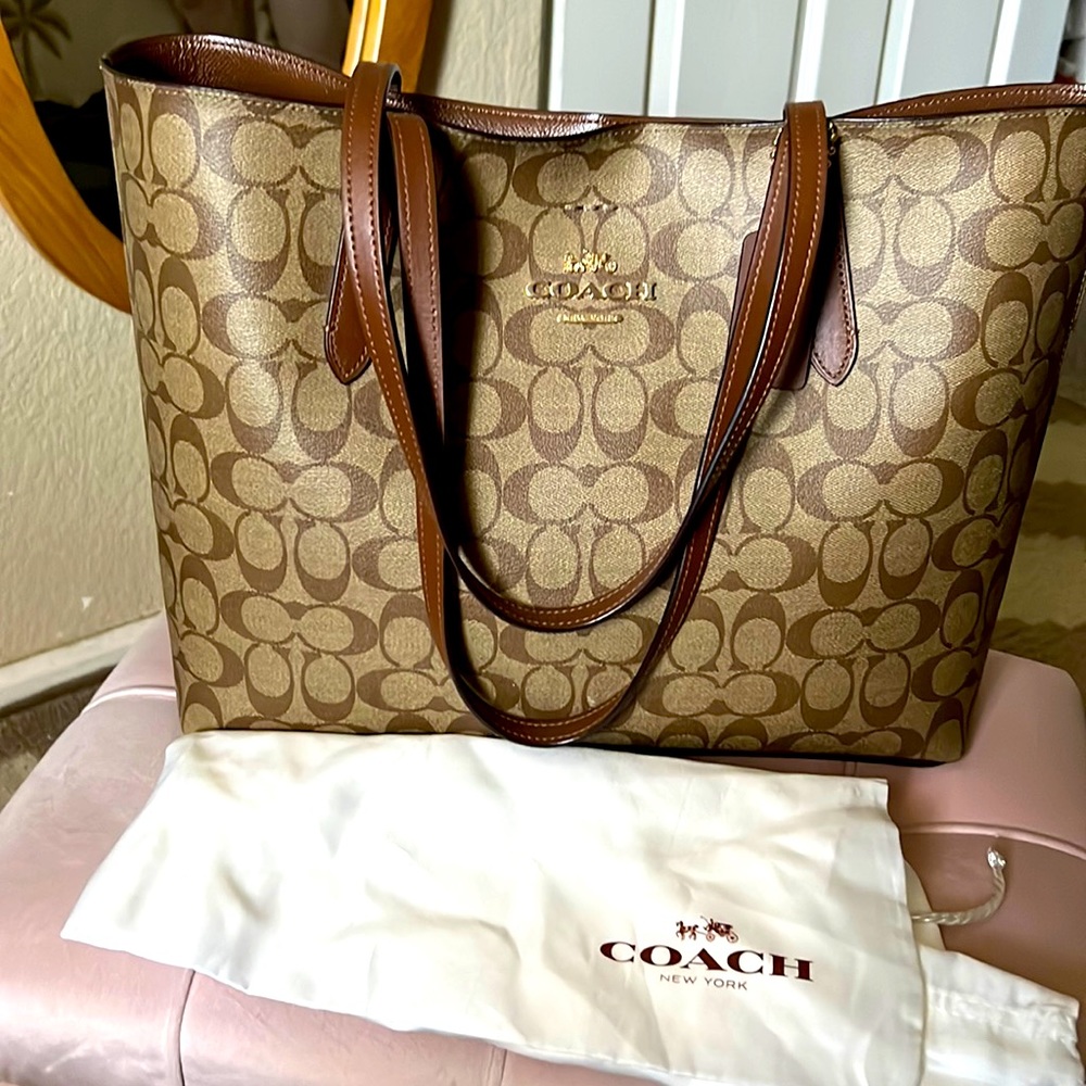 Authentic coach never used no tag!!